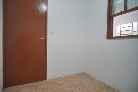 Casa para alugar com 70m², 2 quartos e 2 vagasQuarto 2