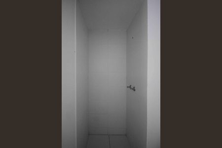 Apartamento à venda com 47m², 2 quartos e sem vaga Apartamento à venda com 47m², 2 quartos e sem vagaBanheiro