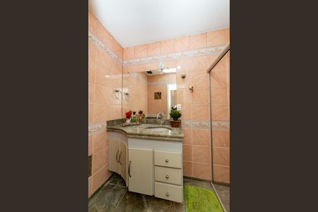 Apartamento à venda com 230m², 4 quartos e 4 vagasBanheiro da Suíte 2