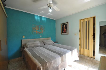 Casa à venda com 200m², 7 quartos e 7 vagasSuíte 1