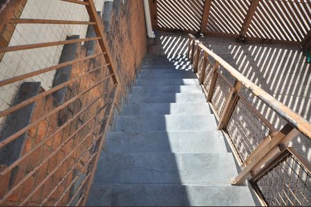 Casa à venda com 200m², 7 quartos e 7 vagasEscada