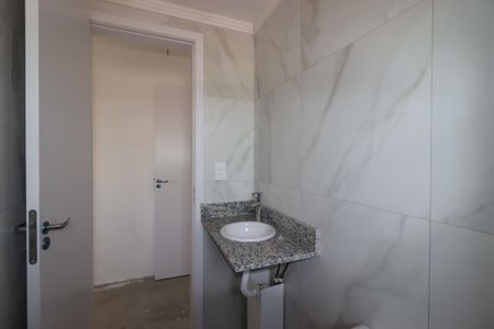 Apartamento à venda com 61m², 2 quartos e 2 vagasBanheiro da Suíte