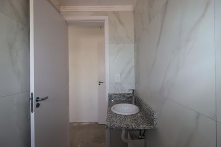 Apartamento à venda com 61m², 2 quartos e 2 vagasBanheiro da Suíte