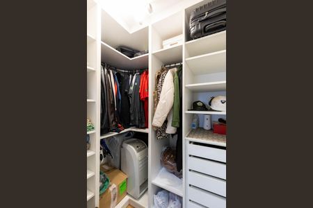 Apartamento para alugar com 88m², 2 quartos e 2 vagas Apartamento para alugar com 88m², 2 quartos e 2 vagasCloset