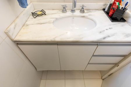 Apartamento para alugar com 88m², 2 quartos e 2 vagas Apartamento para alugar com 88m², 2 quartos e 2 vagasBanheiro da Suíte