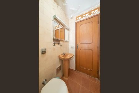 Casa à venda com 400m², 4 quartos e 6 vagasVestiário