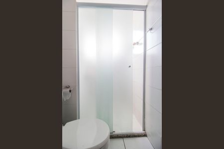 Apartamento à venda com 51m², 2 quartos e 1 vaga Apartamento à venda com 51m², 2 quartos e 1 vagaBanheiro