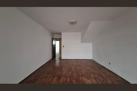 Casa para alugar com 249m², 3 quartos e 2 vagasSala