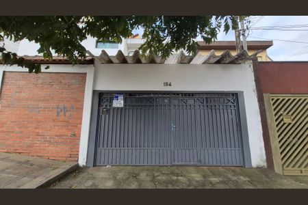 Casa para alugar com 249m², 3 quartos e 2 vagasFachada