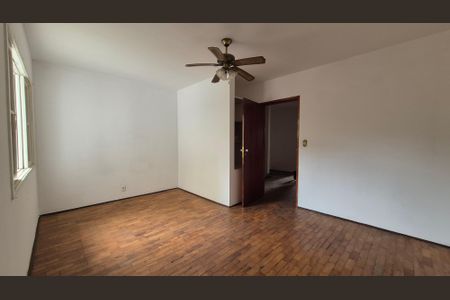 Casa para alugar com 249m², 3 quartos e 2 vagasQuarto 3