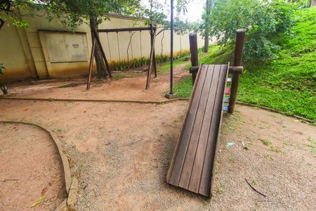 Apartamento à venda com 65m², 3 quartos e 1 vaga Apartamento à venda com 65m², 3 quartos e 1 vagaBosque - Playground