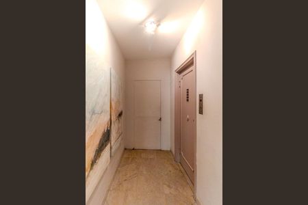 Apartamento para alugar com 230m², 3 quartos e 3 vagasEntrada Privativa