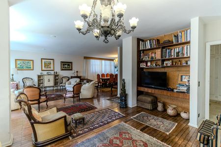 Apartamento para alugar com 230m², 3 quartos e 3 vagasSala