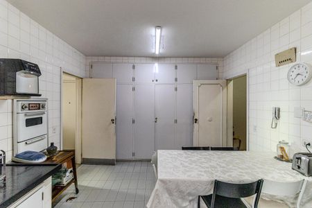 Apartamento para alugar com 230m², 3 quartos e 3 vagasCozinha