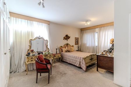 Apartamento para alugar com 230m², 3 quartos e 3 vagasSuíte