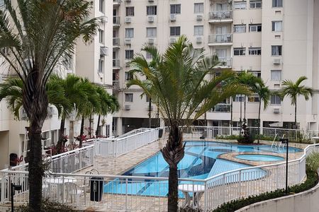 Apartamento à venda com 55m², 2 quartos e 1 vaga Apartamento à venda com 55m², 2 quartos e 1 vagaVista da Varanda da Sala
