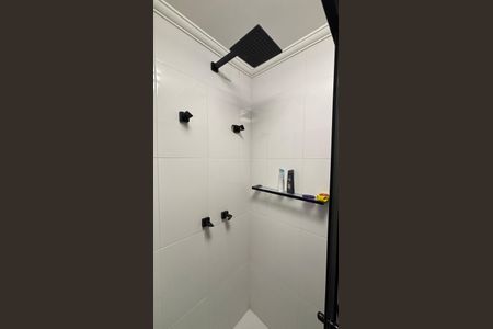 Apartamento à venda com 60m², 2 quartos e 1 vaga Apartamento à venda com 60m², 2 quartos e 1 vagaBanheiro