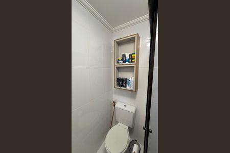 Apartamento à venda com 60m², 2 quartos e 1 vaga Apartamento à venda com 60m², 2 quartos e 1 vagaBanheiro da Suíte