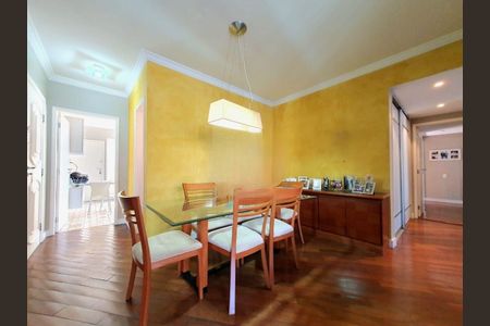 Apartamento à venda com 120m², 4 quartos e 2 vagas