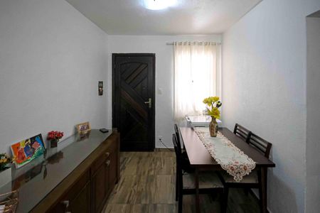 Apartamento à venda com 57m², 2 quartos e 1 vaga Apartamento à venda com 57m², 2 quartos e 1 vagaSala de Jantar