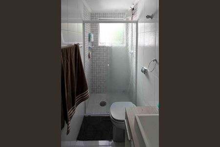 Apartamento à venda com 57m², 2 quartos e 1 vaga Apartamento à venda com 57m², 2 quartos e 1 vagaBanheiro