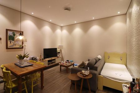 Casa à venda com 230m², 3 quartos e 2 vagasSala