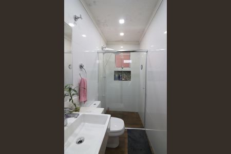 Casa à venda com 230m², 3 quartos e 2 vagasBanheiro Social