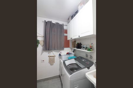 Casa à venda com 230m², 3 quartos e 2 vagasÁrea de Serviço