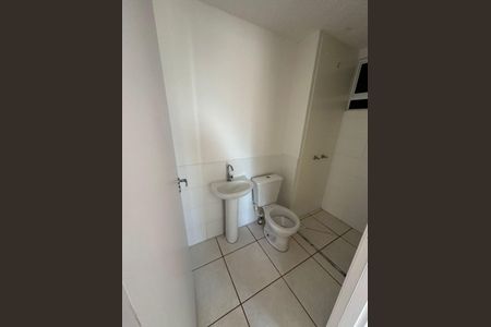 Apartamento para alugar com 43m², 2 quartos e sem vaga Apartamento para alugar com 43m², 2 quartos e sem vagaBanheiro