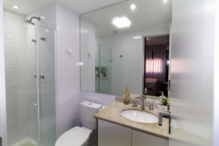 Apartamento à venda com 59m², 2 quartos e 1 vaga Apartamento à venda com 59m², 2 quartos e 1 vagaBanheiro da Suíte