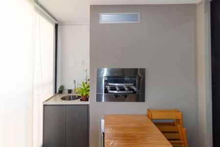 Apartamento à venda com 59m², 2 quartos e 1 vaga Apartamento à venda com 59m², 2 quartos e 1 vagaVaranda gourmet