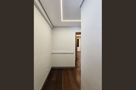 Apartamento à venda com 138m², 4 quartos e 2 vagasQuarto