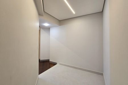 Apartamento à venda com 138m², 4 quartos e 2 vagasCloset - Suíte 1