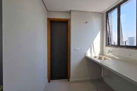Apartamento à venda com 138m², 4 quartos e 2 vagasÁrea de Serviço