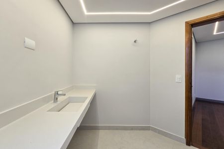 Apartamento à venda com 138m², 4 quartos e 2 vagasBanheiro - Suíte 1