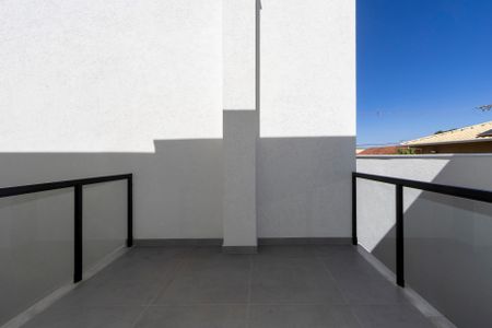 Casa à venda com 210m², 3 quartos e 2 vagas Casa à venda com 210m², 3 quartos e 2 vagasSacada da Suíte 3