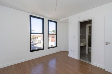 Casa à venda com 210m², 3 quartos e 2 vagas Casa à venda com 210m², 3 quartos e 2 vagasSuíte 1