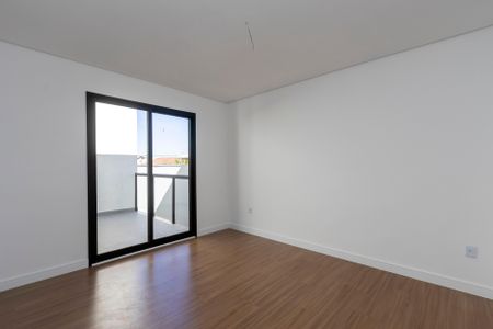 Casa à venda com 210m², 3 quartos e 2 vagas Casa à venda com 210m², 3 quartos e 2 vagasSuíte 3