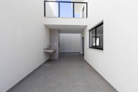 Casa à venda com 210m², 3 quartos e 2 vagas Casa à venda com 210m², 3 quartos e 2 vagasÁrea comum