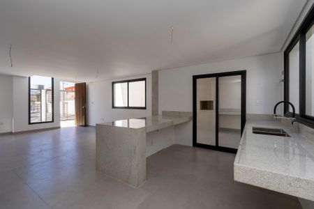 Casa à venda com 210m², 3 quartos e 2 vagas Casa à venda com 210m², 3 quartos e 2 vagasCozinha