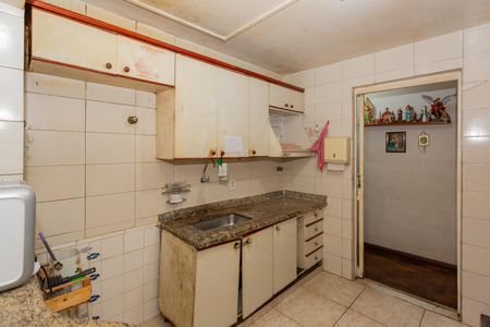 Apartamento à venda com 165m², 4 quartos e 2 vagasCozinha