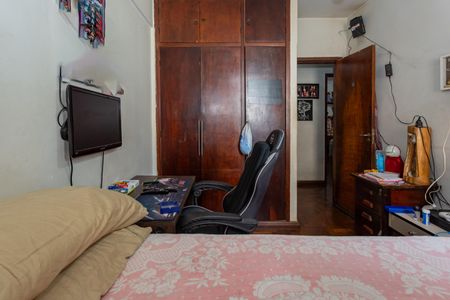 Apartamento à venda com 165m², 4 quartos e 2 vagasQuarto 2