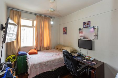 Apartamento à venda com 165m², 4 quartos e 2 vagasQuarto 2