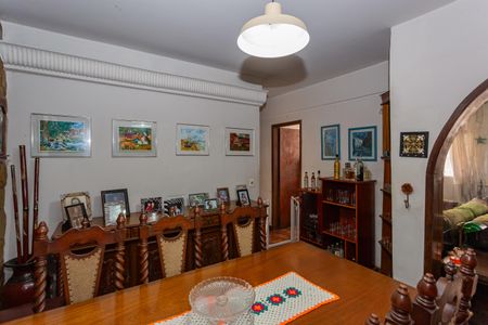 Apartamento à venda com 165m², 4 quartos e 2 vagasSala