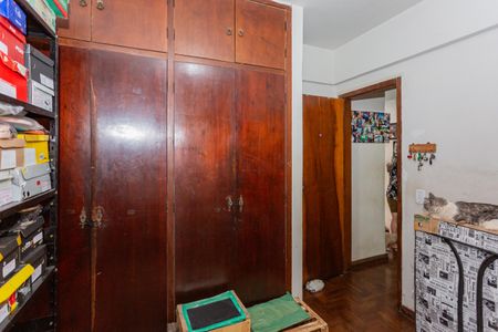 Apartamento à venda com 165m², 4 quartos e 2 vagasQuarto 4
