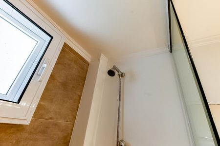 Apartamento à venda com 183m², 4 quartos e 3 vagas Apartamento à venda com 183m², 4 quartos e 3 vagasBanheiro da Suíte 2 - chuveiro
