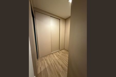 Apartamento à venda com 76m², 2 quartos e 2 vagas Apartamento à venda com 76m², 2 quartos e 2 vagasQuarto