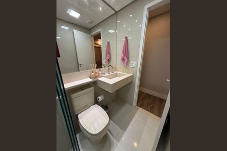Apartamento à venda com 76m², 2 quartos e 2 vagas Apartamento à venda com 76m², 2 quartos e 2 vagasBanheiro