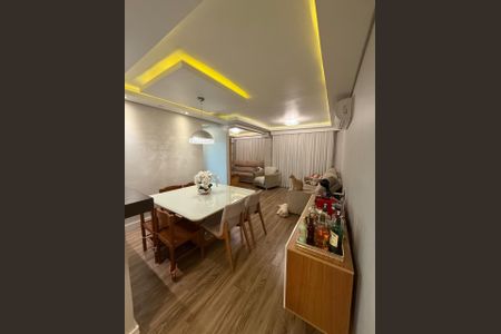 Apartamento à venda com 76m², 2 quartos e 2 vagas Apartamento à venda com 76m², 2 quartos e 2 vagasSala