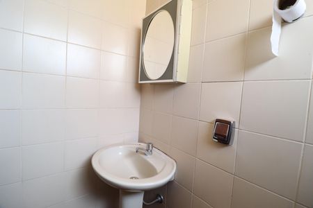 Apartamento para alugar com 170m², 3 quartos e 2 vagasBanheiro de serviço